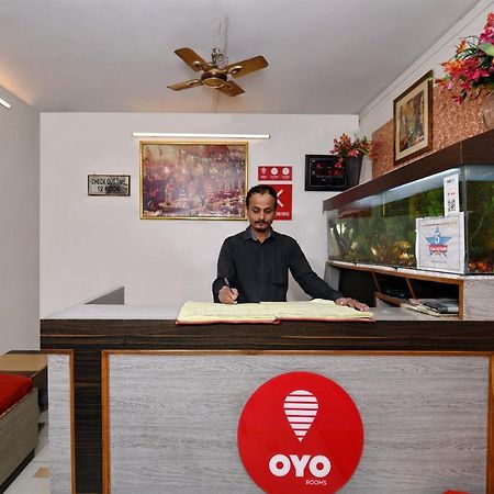 Oyo 3519 Hotel Garden Inn Varanasi Exterior foto